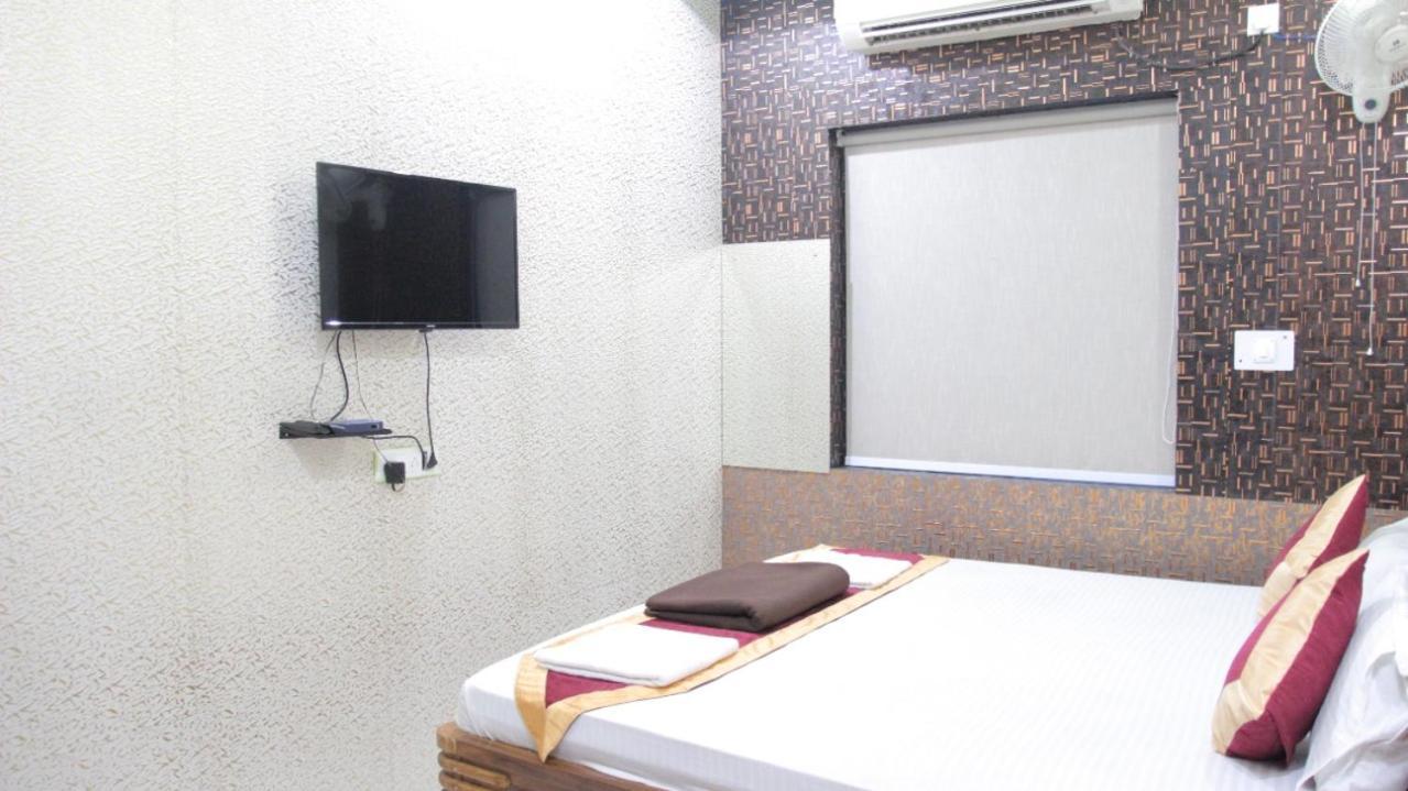 Oyo 11346 Hotel Tazz Odisha Bhubaneswar Exterior photo